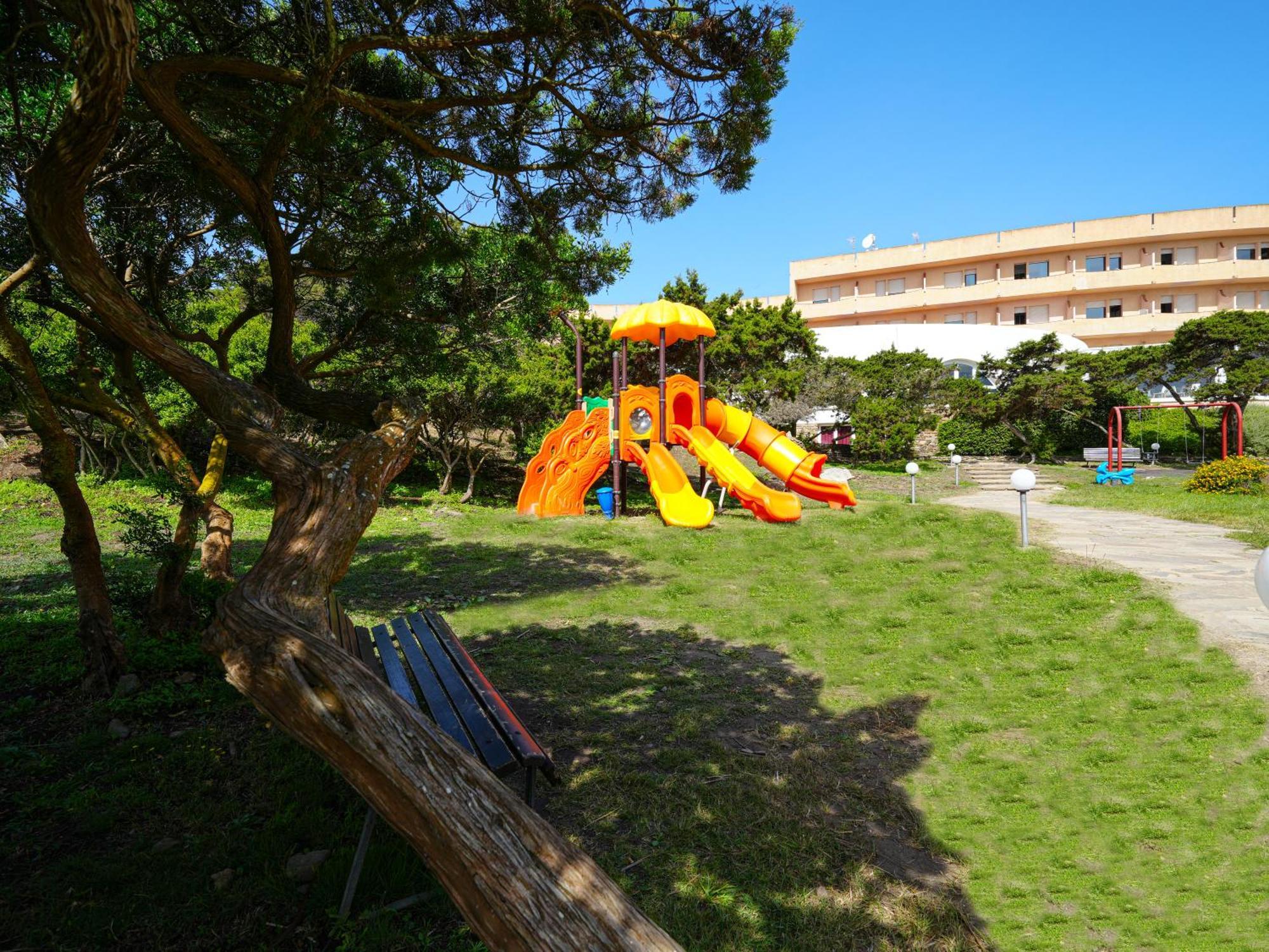 Club Esse Roccaruja Hotell Stintino Exteriör bild